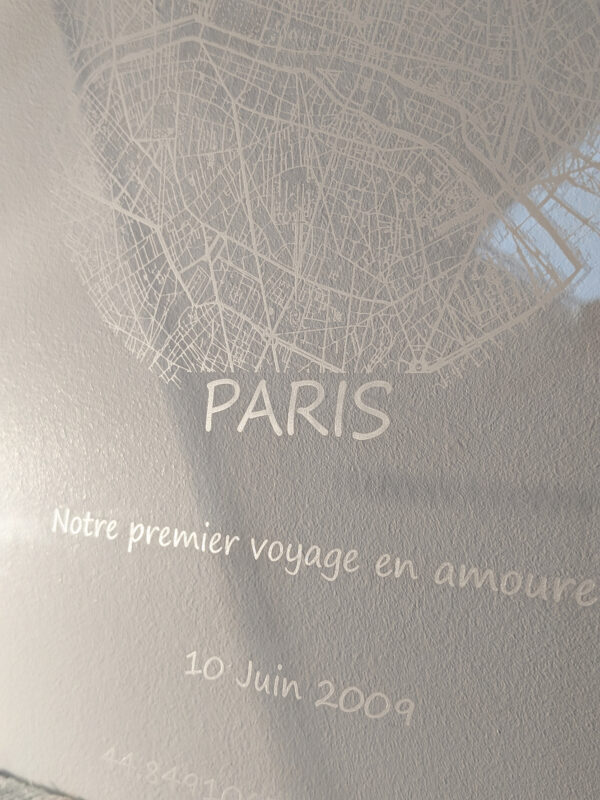 Panneau Acrylique Transparent Gravé et personnalisé – Image 3